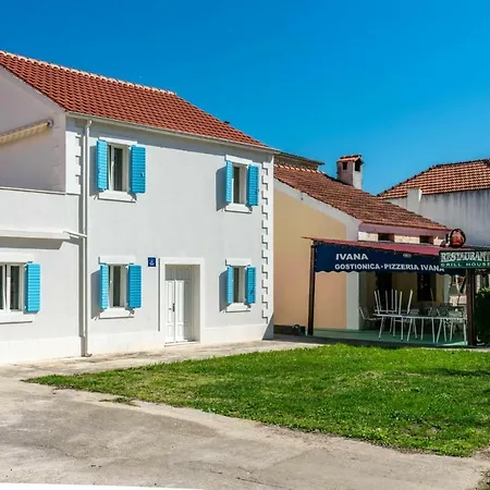 Guest house Kuca Za Odmor “jadranka”